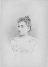 Louise Hailaust Louise Hailaust
